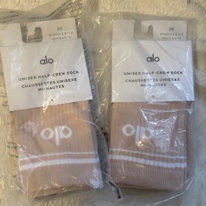 ALO Yoga Unisex Half-Crew Socks - Light Brown